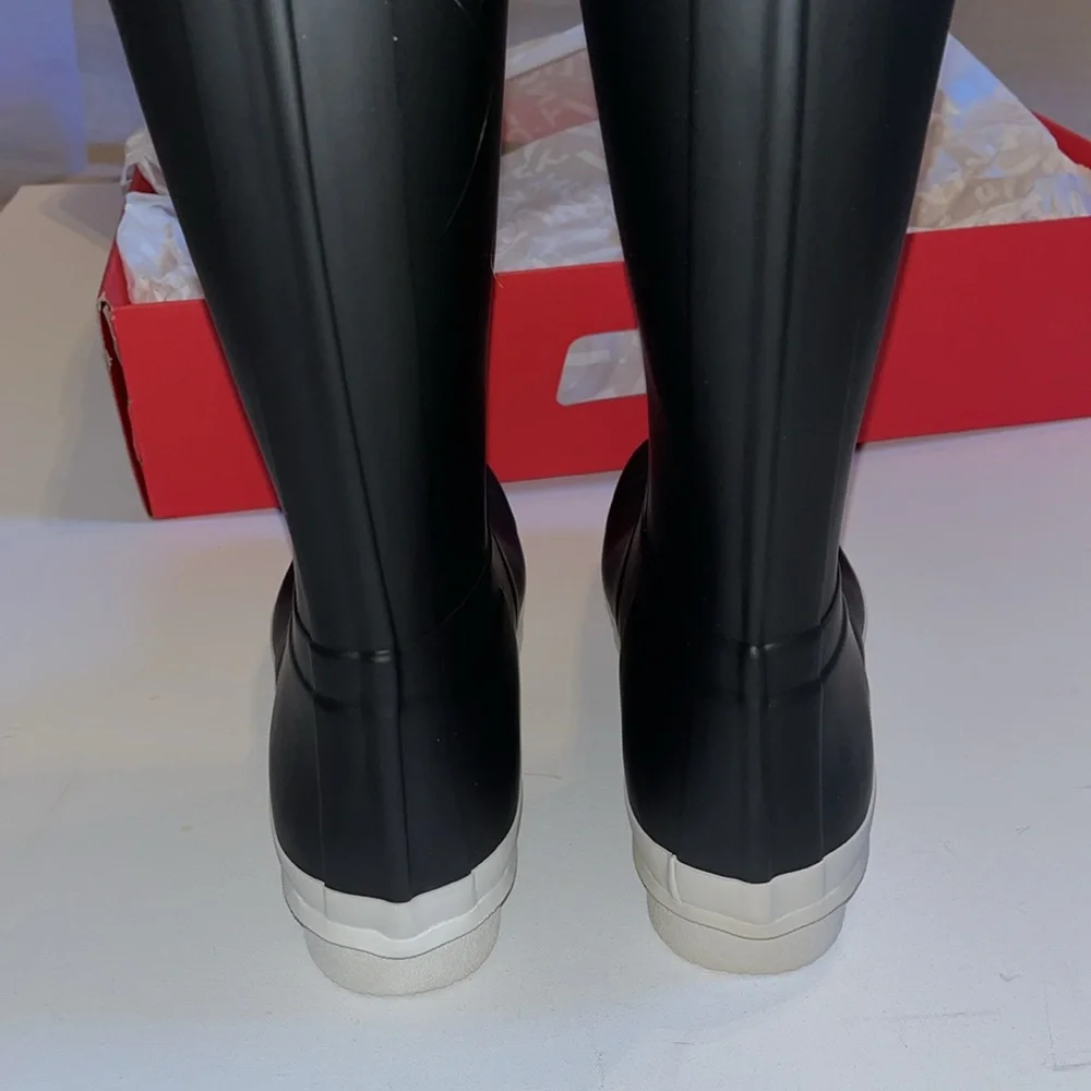 Hunter 13 - mens original tall rain boots buckle Black with white BRAND NEW